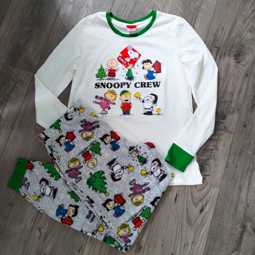 🌸10 For 100🌸 Peanuts PJ's pajama set